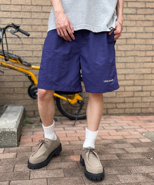 MAISON CLUB(メゾンクラブ)の「【MAISON CLUB】ワンポイント刺繍ナイロンハーフパンツ LESS IS MORE(その他パンツ・メンズ・オリーブ/ブラック/チャコールグレー/ベージュ/ネイビー/サックスブルー・M/XL/L)」の5枚目の写真