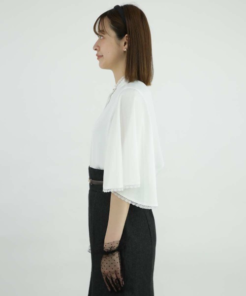 an another angelus(アンアナザーアンジェラス)の「レース使いケープスリーブブラウス/ananotherangelus(シャツ/ブラウス・レディース・ブルーグレー/オフホワイト・FREE)」の14枚目の写真