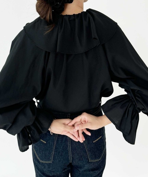 GeeRA(ジーラ)の「ビッグフリルカラーブラウス(シャツ/ブラウス・レディース・オフホワイト/ブラック・LARGE/MEDIUM)」の19枚目の写真