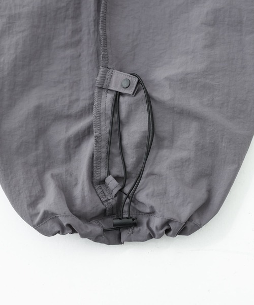 n'OrLABEL（ノアールレーベル）の「『ワイドトラックパンツ』（カーゴパンツ・メンズ・グレー/ブラック・M/L）」の11枚目の写真