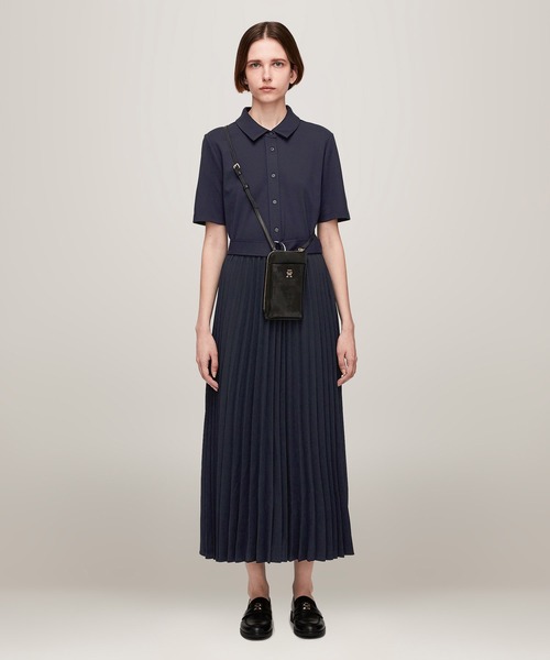 TOMMY HILFIGER(トミーヒルフィガー)の「フォンウォレット(ショルダーバッグ・レディース・レッド/ブラック・FREE)」の11枚目の写真