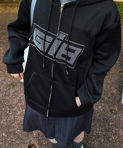 MEMECLE（メメクル）の「【 MEMECLE / メメクル 】ラインストーン ロゴ 裏起毛フルジップパーカー（パーカー・レディース・グレー/ブラック/ホワイト/ピンク/ワインレッド・L/M/S）」の16枚目の写真