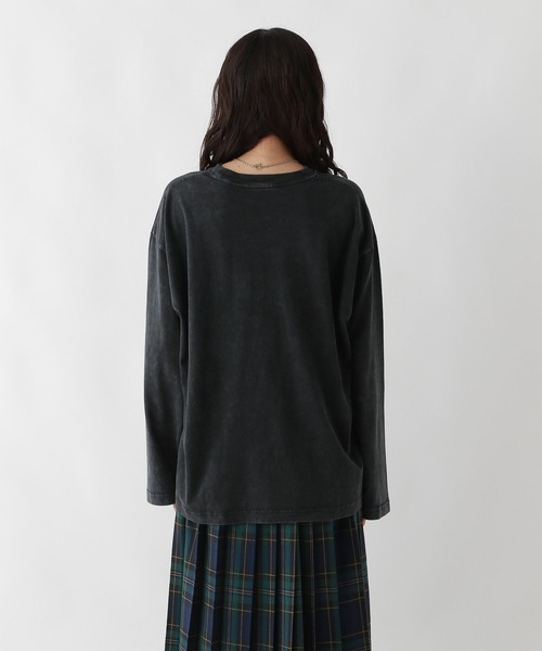 RAGEBLUE(レイジブルー)の「カレッジロゴピグメントルーズロングTシャツ(Tシャツ/カットソー・レディース・ホワイト/レッド/ブラック・FREE)」の18枚目の写真