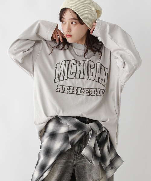 RAGEBLUE(レイジブルー)の「カレッジロゴピグメントルーズロングTシャツ(Tシャツ/カットソー・レディース・ホワイト/レッド/ブラック・FREE)」の8枚目の写真