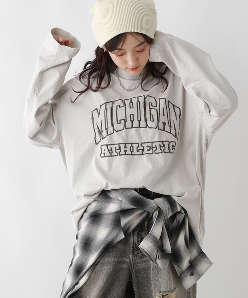 RAGEBLUE(レイジブルー)の「カレッジロゴピグメントルーズロングTシャツ(Tシャツ/カットソー・レディース・ホワイト/レッド/ブラック・FREE)」の7枚目の写真