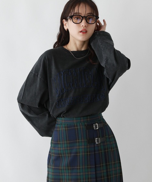 RAGEBLUE(レイジブルー)の「カレッジロゴピグメントルーズロングTシャツ(Tシャツ/カットソー・レディース・ホワイト/レッド/ブラック・FREE)」の11枚目の写真