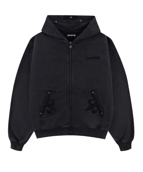SUPPLIER（サプライヤー）の「SUPPLIER/サプライヤー/Fleur Leather Patch Zip Hoodie（パーカー・メンズ・ベージュ/ブラック・M/L/XL）」の2枚目の写真