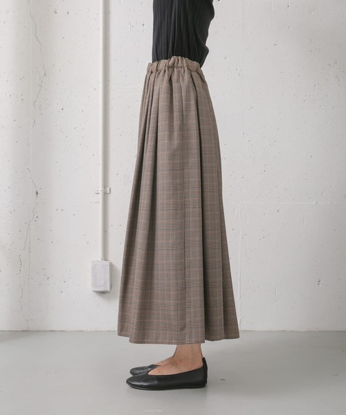 URBAN RESEARCH DOORS(アーバンリサーチドアーズ)の「タックギャザーボリュームスカート(スカート・レディース・チェック/ブラック・MEDIUM)」の20枚目の写真