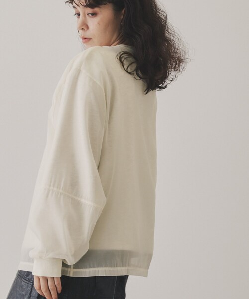 VIRAL.(バイラル)の「【VIRAL.】オーガンジーロゴトレーナー(スウェット・レディース・ブラック/アイボリー系7・00)」の14枚目の写真