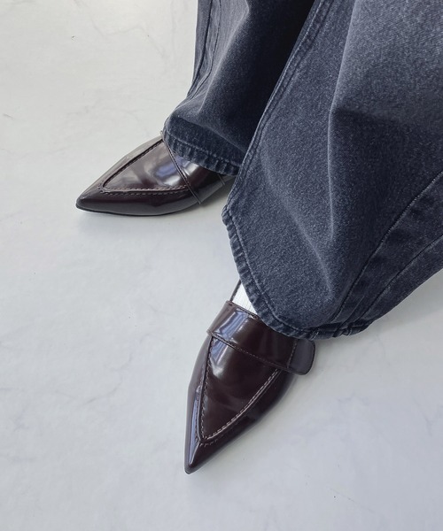 AS KNOW AS plus（アズノゥアズプラス）の「ポインテッドトゥ ローファー（ローファー・レディース・レッド/ブラウン/ブラック・L/M）」の19枚目の写真