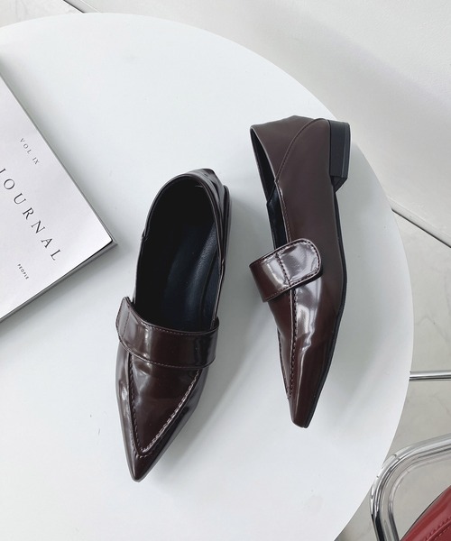 AS KNOW AS plus（アズノゥアズプラス）の「ポインテッドトゥ ローファー（ローファー・レディース・レッド/ブラウン/ブラック・L/M）」の15枚目の写真