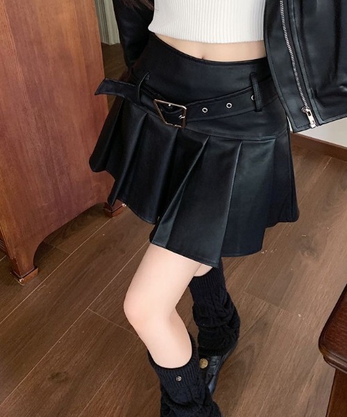 セール】ヴィンテージ Puレザープリーツスカート（スカート
