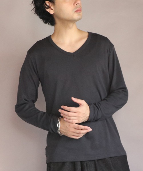 8(eight)(エイト)の「T/CフライスVネック長袖Tシャツ(Tシャツ/カットソー・メンズ・チャコール/ネイビー/ホワイト/ブラック/グレー・MEDIUM/X-LARGE/LARGE)」の4枚目の写真