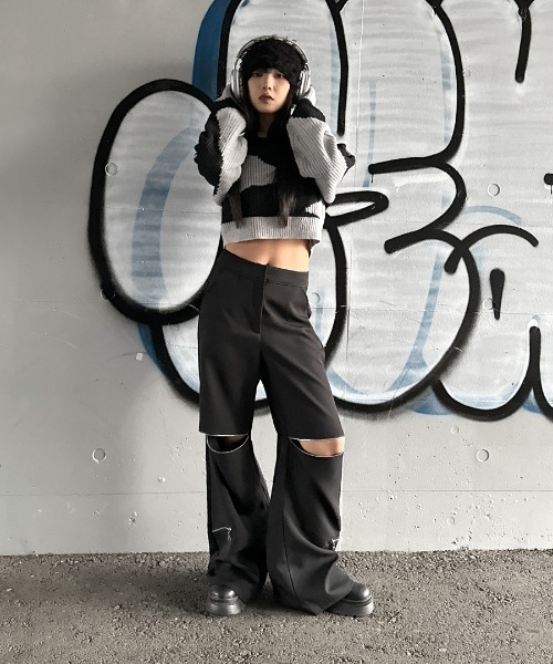 LVEU.(ラブユ.)の「【LVEU.】マーブルクロップドニット / トップス ニット マーブル 総柄 バイカラー クロップド ショート ローゲージ グレー ブルー パープル(ニット/セーター・レディース・パープル/グレー/ブルー・FREE)」の6枚目の写真