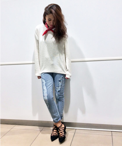 VENCEEXCHANGE（ヴァンスエクスチェンジ）の「デニム破れボーイズパンツ（デニムパンツ・レディース・ブルー系その他/ブルー/スカイブルー・26inch/27inch/24inch/25inch）」の2枚目の写真