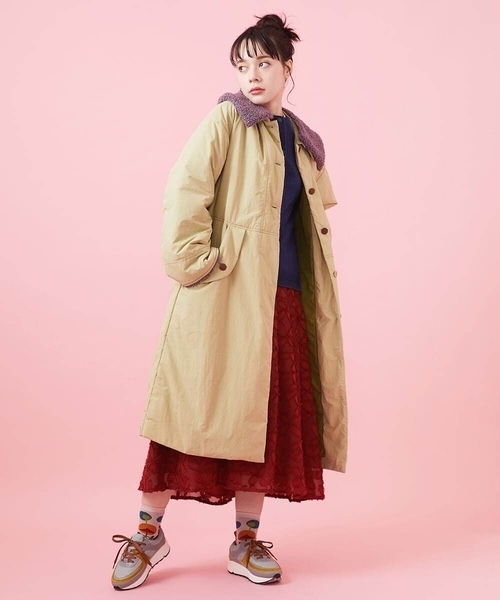 Jocomomola(ホコモモラ)の「【2WAY】中綿ナイロンロングコート(ステンカラーコート・レディース・ベージュ/グリーン・40)」の16枚目の写真