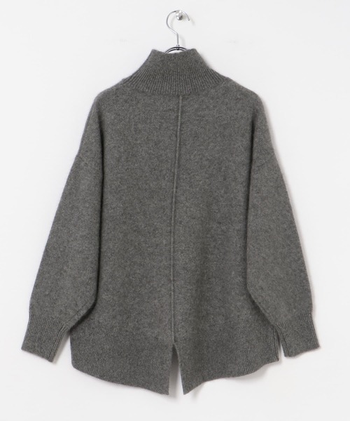 ITEMS URBANRESEARCH（アイテムズ アーバンリサーチ）の「ラクーンハイネックビッグニット（ニット/セーター・レディース・オフホワイト/ブラウン/グレー・FREE）」の19枚目の写真