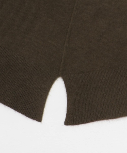 ITEMS URBANRESEARCH（アイテムズ アーバンリサーチ）の「ラクーンハイネックビッグニット（ニット/セーター・レディース・オフホワイト/ブラウン/グレー・FREE）」の22枚目の写真