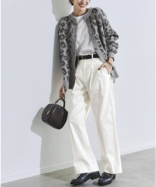 IEDIT（イディット）の「ＩＥＤＩＴ　小森美穂子さんコラボ　きれいめチノパン〈オフホワイト〉（チノパンツ・レディース・オフホワイト・M/L/LL/3L/S）」の2枚目の写真