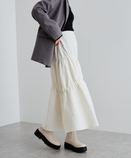 VIS(ビス)の「【洗える】ふくれジャガードシャーリングスカート(スカート・レディース・オフホワイト/ネイビー・FREE)」の11枚目の写真