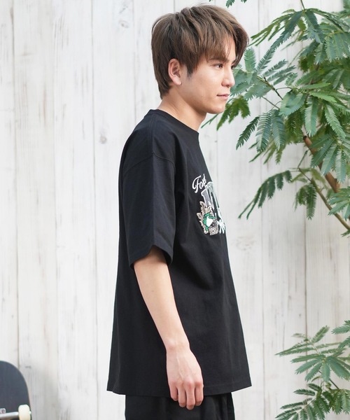 FORGET NEVER（フォーゲットネバー）の「【ムラサキスポーツ限定】FORGET NEVER/フォーゲットネバー 半袖Tシャツ 刺繍 252OO1ST557FN（Tシャツ/カットソー・メンズ・ホワイト/ブラック・XL/L/M）」の18枚目の写真