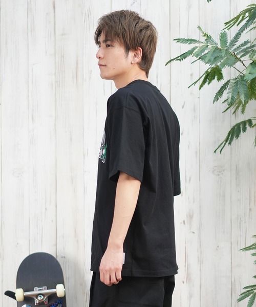 FORGET NEVER（フォーゲットネバー）の「【ムラサキスポーツ限定】FORGET NEVER/フォーゲットネバー 半袖Tシャツ 刺繍 252OO1ST557FN（Tシャツ/カットソー・メンズ・ホワイト/ブラック・XL/L/M）」の16枚目の写真