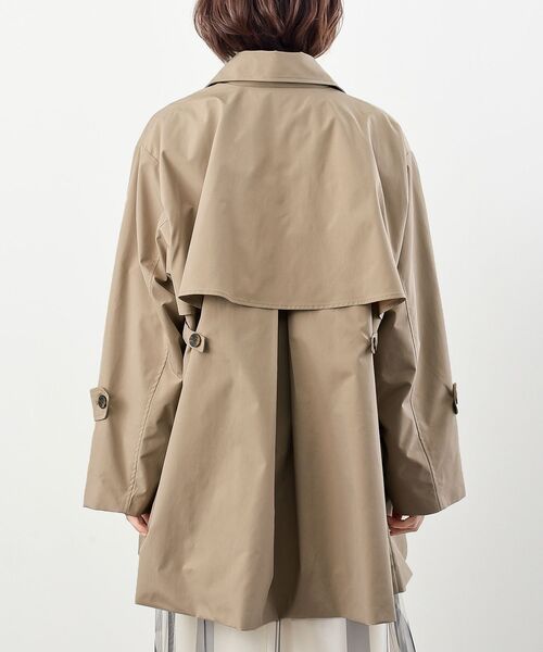 rps（アールピーエス）の「トレンチ風Ａラインコート（トレンチコート・レディース・ベージュ/アイボリー/グレイッシュベージュ・フリー）」の20枚目の写真