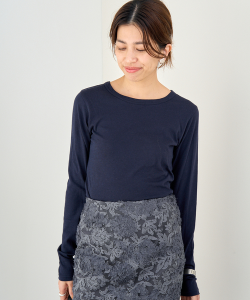 IENA(イエナ)の「コットンシルクテンジク クループルオーバー(Tシャツ/カットソー・レディース・ホワイト/ネイビー/アイボリー/ブラック・FREE)」の18枚目の写真