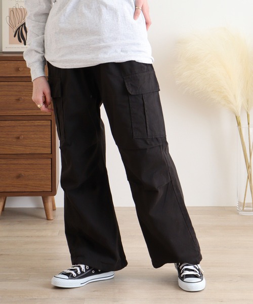 atONE(アットワン)の「ツイルワイドカーゴパンツ(カーゴパンツ・レディース・カーキ/ブラック/ベージュ・LL/3L/L/4L/M)」の18枚目の写真