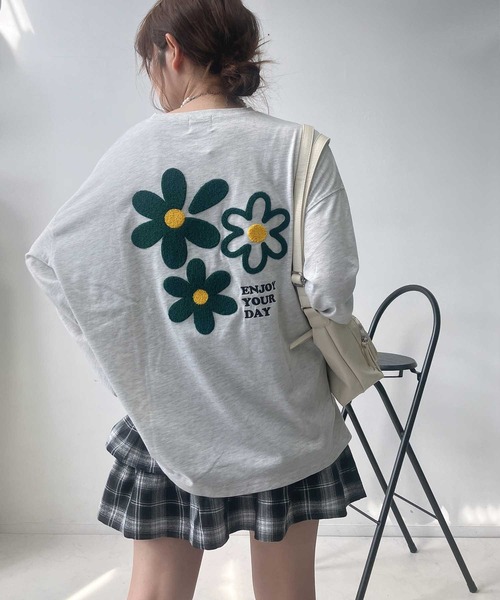 AS KNOW AS plus（アズノゥアズプラス）の「●アソートモチーフロンＴ（Tシャツ/カットソー・レディース・チャコールグレー/ブラック/オフホワイト/オートミール/ブラック系その他/グレー系/ホワイト系/ベージュ系その他/ベージュ系/ダークグリーン系/ブルー系その他2/ホワイト系1/ベージュ系1/レッド系1/ベージュ系その他2/グレー系1・FREE）」の12枚目の写真