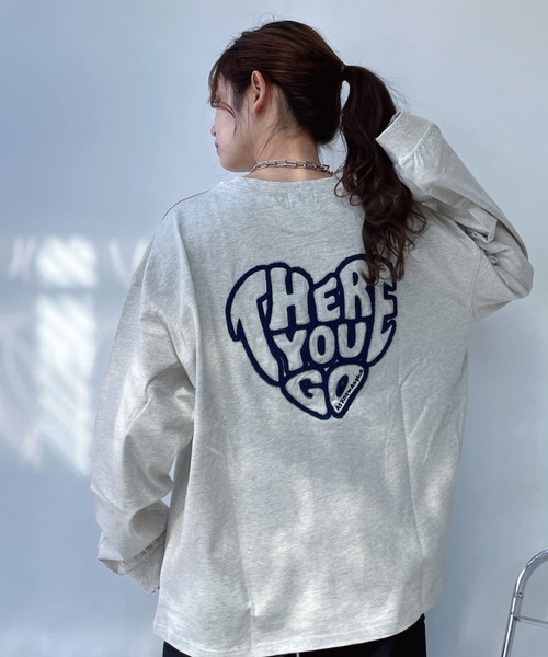 AS KNOW AS plus（アズノゥアズプラス）の「●アソートモチーフロンＴ（Tシャツ/カットソー・レディース・チャコールグレー/ブラック/オフホワイト/オートミール/ブラック系その他/グレー系/ホワイト系/ベージュ系その他/ベージュ系/ダークグリーン系/ブルー系その他2/ホワイト系1/ベージュ系1/レッド系1/ベージュ系その他2/グレー系1・FREE）」の9枚目の写真