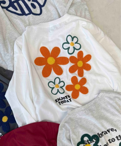 AS KNOW AS plus（アズノゥアズプラス）の「●アソートモチーフロンＴ（Tシャツ/カットソー・レディース・チャコールグレー/ブラック/オフホワイト/オートミール/ブラック系その他/グレー系/ホワイト系/ベージュ系その他/ベージュ系/ダークグリーン系/ブルー系その他2/ホワイト系1/ベージュ系1/レッド系1/ベージュ系その他2/グレー系1・FREE）」の21枚目の写真