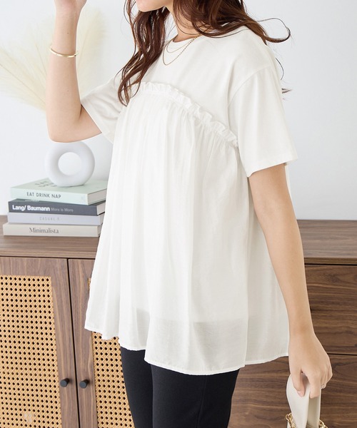 Viola e Viola(ヴィオラエヴィオラ)の「【7月中旬再入荷】ドッキング切替えトップス(Tシャツ/カットソー・レディース・チャコール/ブラック/ホワイト・M/3L/LL/L)」の4枚目の写真