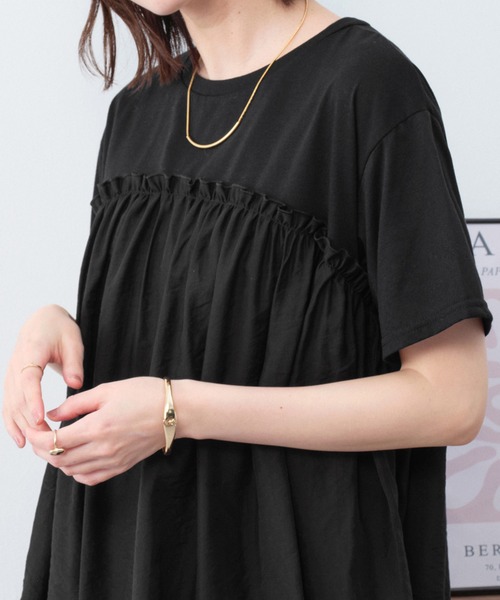 Viola e Viola(ヴィオラエヴィオラ)の「【7月中旬再入荷】ドッキング切替えトップス(Tシャツ/カットソー・レディース・チャコール/ブラック/ホワイト・M/3L/LL/L)」の12枚目の写真