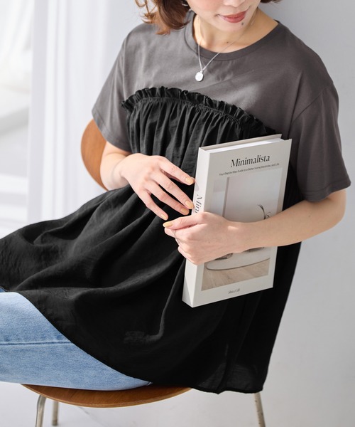 Viola e Viola(ヴィオラエヴィオラ)の「【7月中旬再入荷】ドッキング切替えトップス(Tシャツ/カットソー・レディース・チャコール/ブラック/ホワイト・M/3L/LL/L)」の15枚目の写真