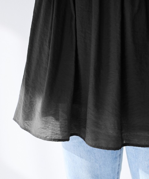 Viola e Viola(ヴィオラエヴィオラ)の「【7月中旬再入荷】ドッキング切替えトップス(Tシャツ/カットソー・レディース・チャコール/ブラック/ホワイト・M/3L/LL/L)」の19枚目の写真