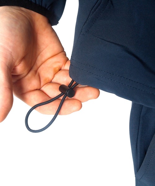 THE MILES（ザ マイルズ）の「GYMTEC 4WAYストレッチワークアウト長袖ピステ（Tシャツ/カットソー・メンズ・ブラック/ベージュ/ネイビー/グレー・MEDIUM/LARGE/X-LARGE）」の7枚目の写真