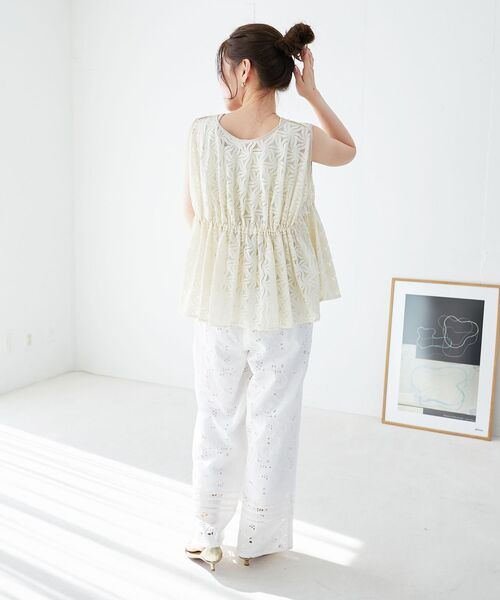 le.coeur blanc（ルクールブラン）の「《手洗い可能》フラワーレースジレベスト（ベスト・レディース・アイボリー/ブラック・38）」の17枚目の写真