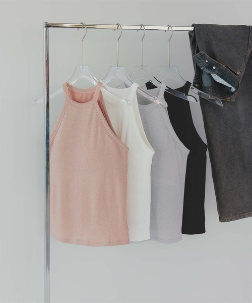 titivate（ティティベイト）の「ホルターネックタンクトップ（タンクトップ・レディース・オフホワイト/ブラック/ピンク/シルバー・M）」の4枚目の写真