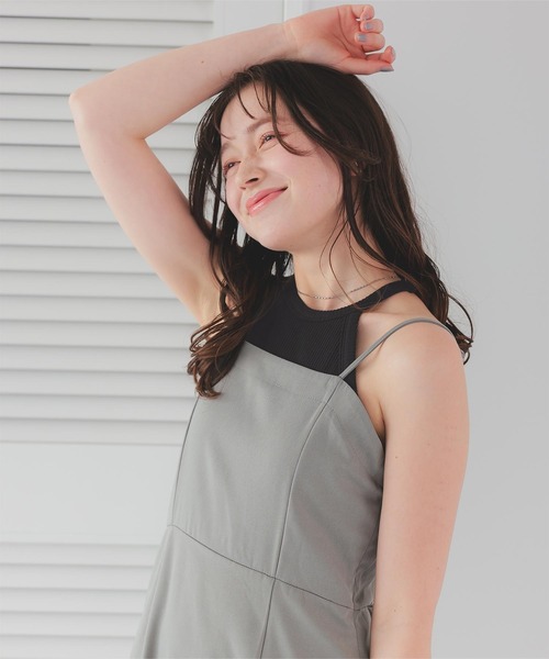 titivate（ティティベイト）の「ホルターネックタンクトップ（タンクトップ・レディース・オフホワイト/ブラック/ピンク/シルバー・M）」の3枚目の写真