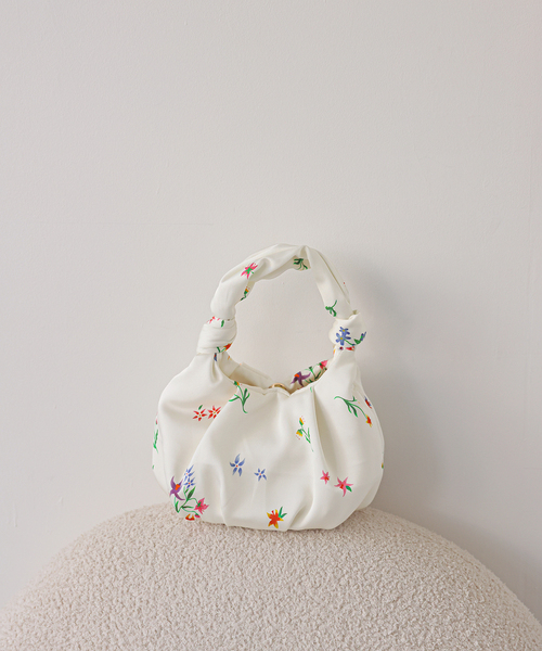 margaux/マルゴー 別注 flower ショルダーバッグ margaux/マルゴー SLOBE別注 flower ショルダーバッグ | スローブ