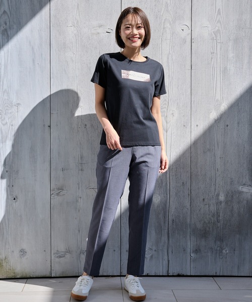 Arnold Palmer（アーノルドパーマー）の「箔プリント ロゴ Tシャツ（Tシャツ/カットソー・レディース・ホワイト/ネイビー/ブラック・S/L/M）」の8枚目の写真