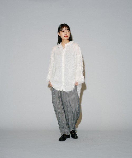 terrace(テラス)の「フェザーシャツ(シャツ/ブラウス・レディース・オフホワイト/ブラック・MEDIUM)」の12枚目の写真