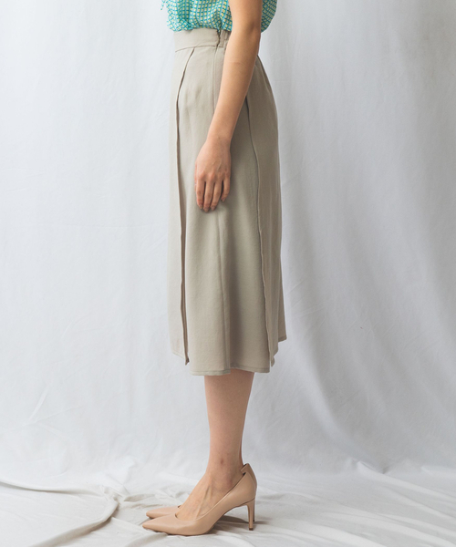 NARACAMICIE（ナラカミーチェ）の「【NARACAMICIE】トロンプルイユフレアパンツ（その他パンツ・レディース・ブラック/ブラウン・M/XL）」の5枚目の写真