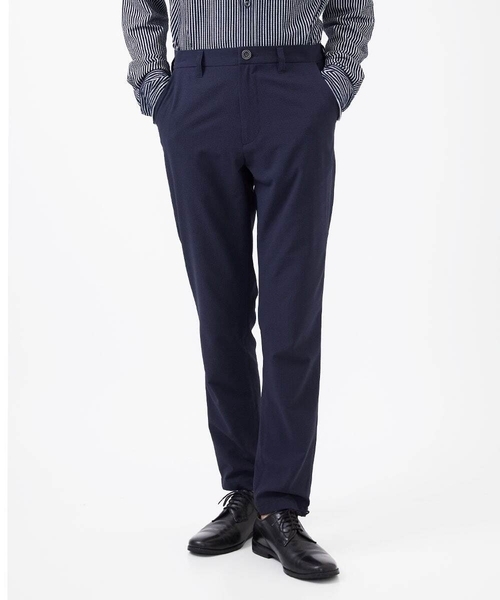 MK MICHEL KLEIN HOMME (エムケーミッシェルクランオム)の「【残りわずか/在庫限り/洗える / セットアップ対応】ソロテックスエコサッカーテーパードパンツ(その他パンツ・メンズ・アイボリー/ネイビー/ブラック・48/50/44/46/52)」の1枚目の写真