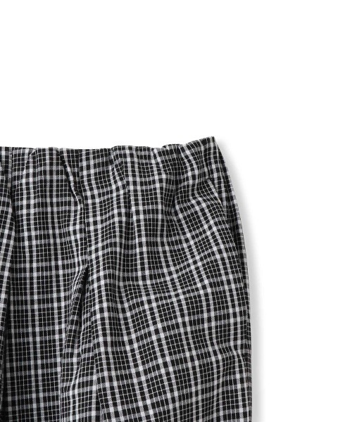 VICKY(ビッキー)の「フロントタックチェックスカート≪手洗い可能≫(スカート・レディース・ホワイト系その他/ブラック系その他・M)」の15枚目の写真