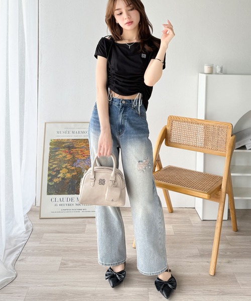 mily bilet（ミウィビレット）の「【mily bilet】いつでも、どんなスタイルにもちょうどいい♪ロゴプレート使いラウンドミニボストンバッグ（ハンドバッグ・レディース・ブラウン/ブラック/アイボリー・ONE SIZE）」の6枚目の写真