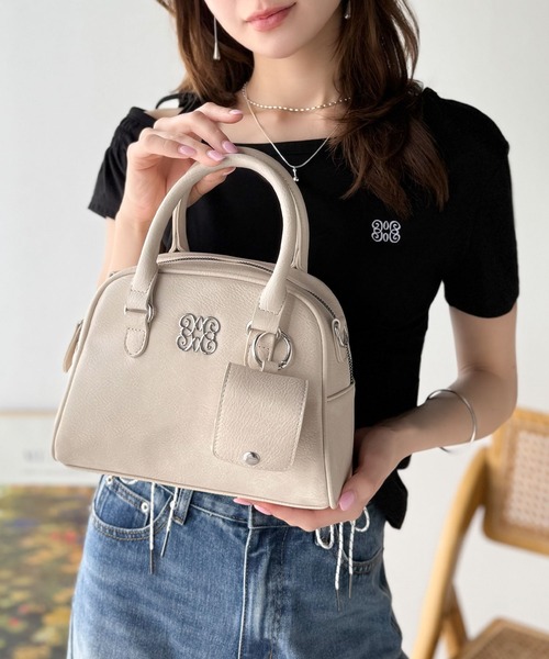 mily bilet（ミウィビレット）の「【mily bilet】いつでも、どんなスタイルにもちょうどいい♪ロゴプレート使いラウンドミニボストンバッグ（ハンドバッグ・レディース・ブラウン/ブラック/アイボリー・ONE SIZE）」の20枚目の写真