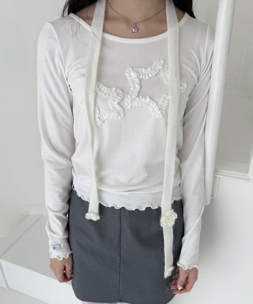 hugi(ハギ)の「STAR MOTIF TOPS/スターモチーフトップス(Tシャツ/カットソー・レディース・オフホワイト/グレー・FREE)」の2枚目の写真