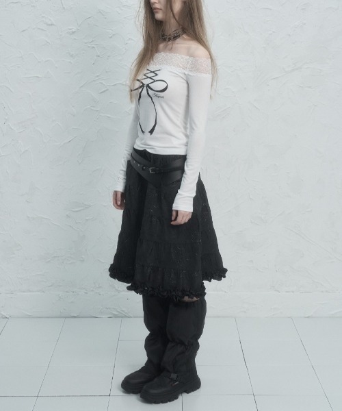 SETUPEXE（セットアップイーエックスイー）の「【SETUP‐EXE】LACE OFF- SHOULDER TOP / 【セットアップエグゼ】レースオフショルダーリボンプリント長袖Tシャツ（Tシャツ/カットソー・レディース・ホワイト/ブラック・ONE SIZE）」の20枚目の写真